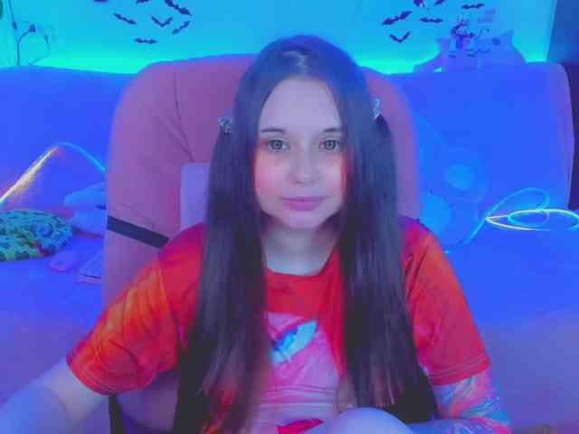 LoliSuccub webcam