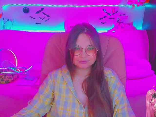 LoliSuccub webcam