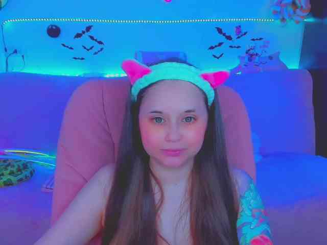 LoliSuccub webcam