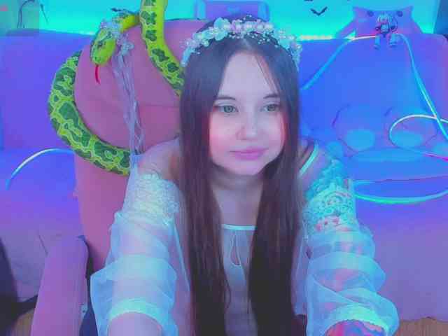 LoliSuccub webcam