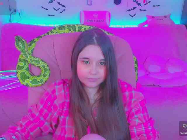 LoliSuccub webcam