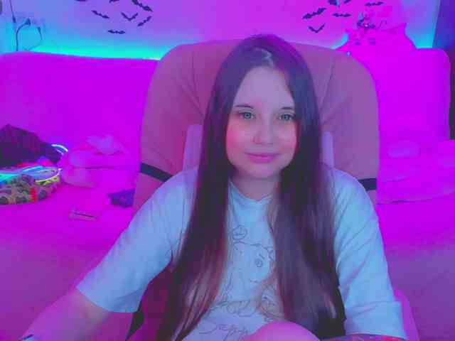 LoliSuccub webcam
