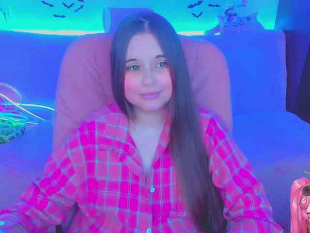 LoliSuccub webcam