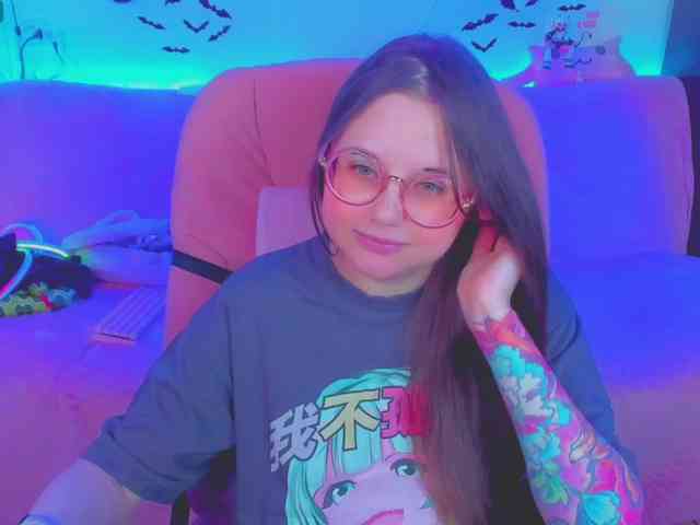 LoliSuccub webcam