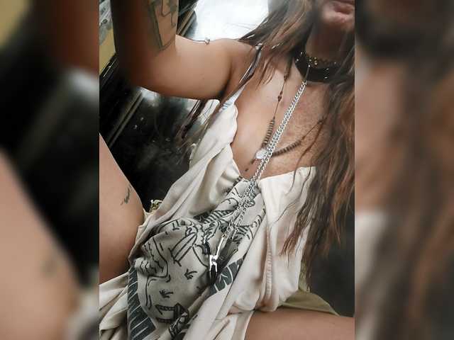 karolfox cam belle