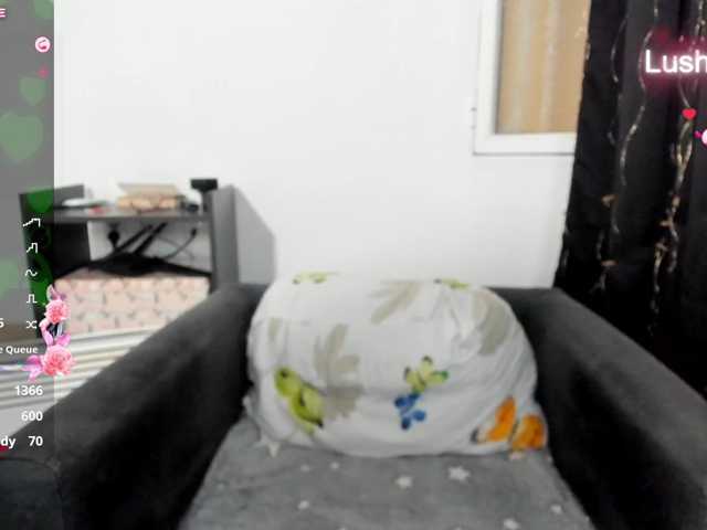 Alice_Rose live cam on BongaCams