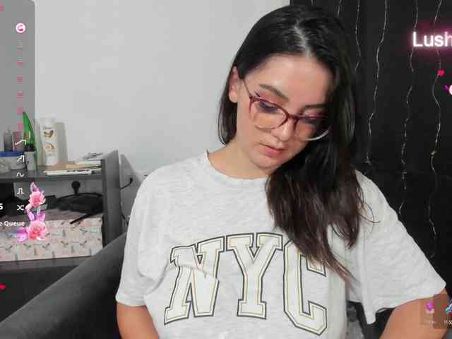 Alice_Rose webcam