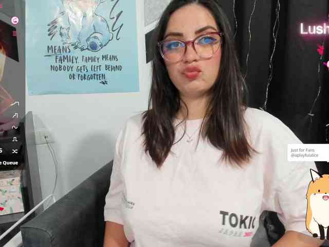 Alice_Rose webcam