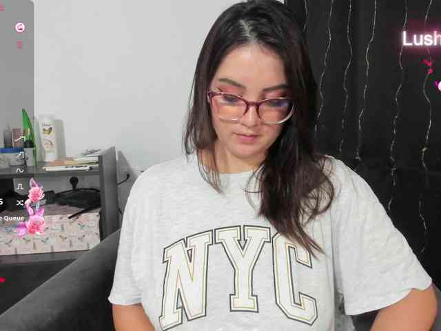 Alice_Rose webcam