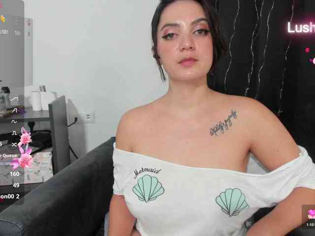 Alice_Rose webcam