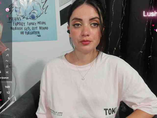 Alice_Rose webcam