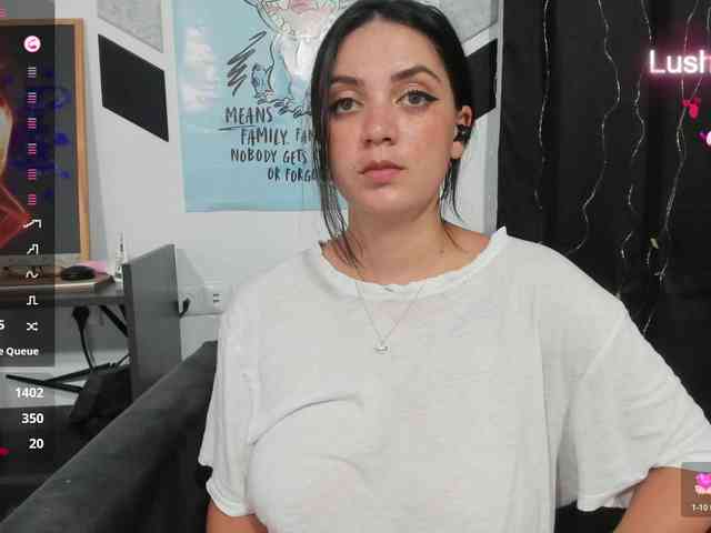 Alice_Rose webcam