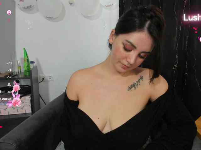 Alice_Rose webcam