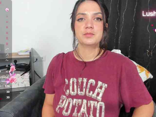 Alice_Rose webcam