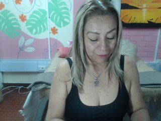 valeria-sexy