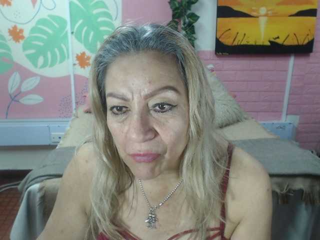 valeria-sexy