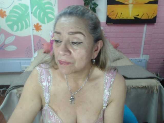 valeria-sexy