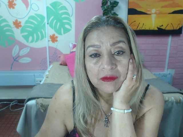 valeria-sexy
