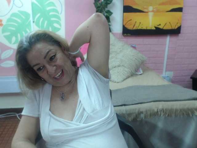 valeria-sexy