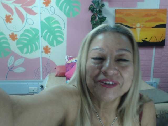 valeria-sexy