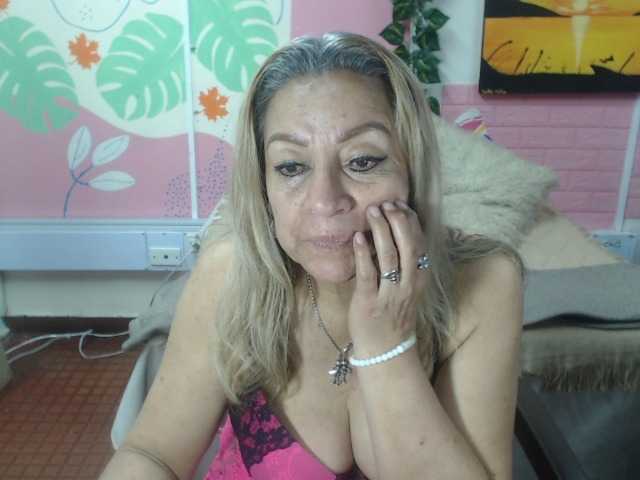 valeria-sexy