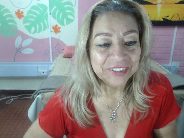 valeria-sexy live cam on BongaCams