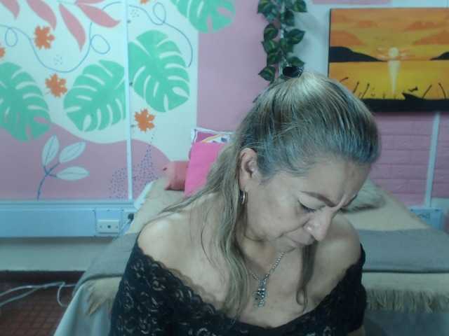valeria-sexy