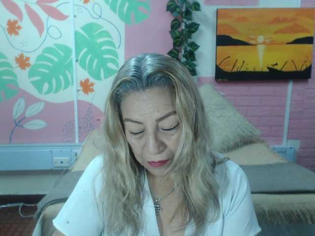 valeria-sexy