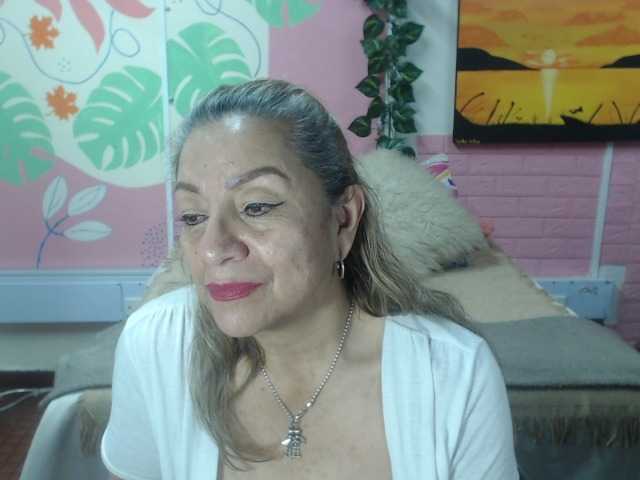 valeria-sexy