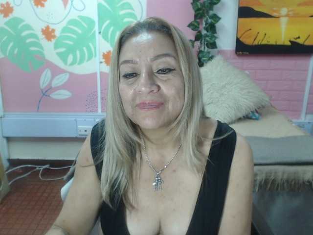 valeria-sexy live webcam show