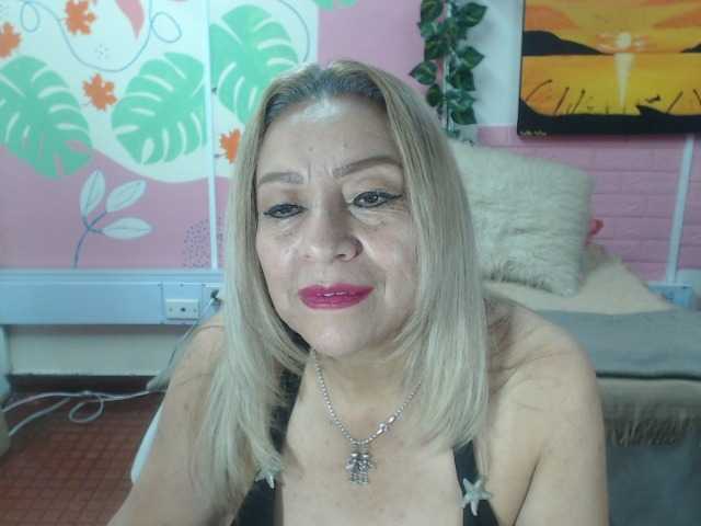 valeria-sexy