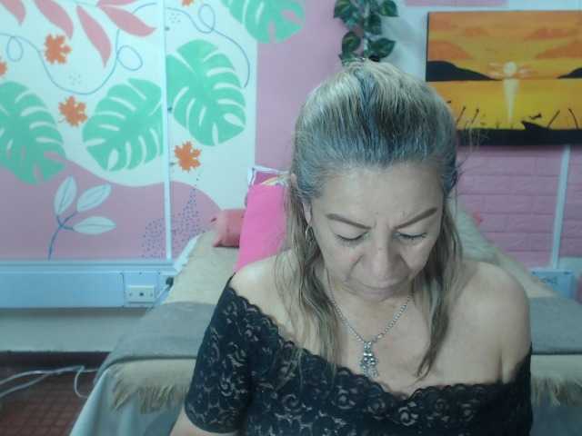 valeria-sexy