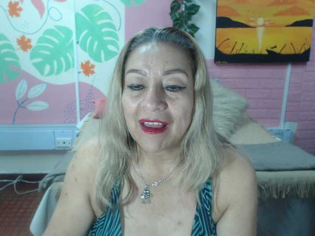 valeria-sexy webcam bongacams model stream image
