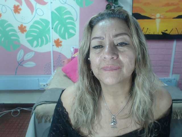 valeria-sexy