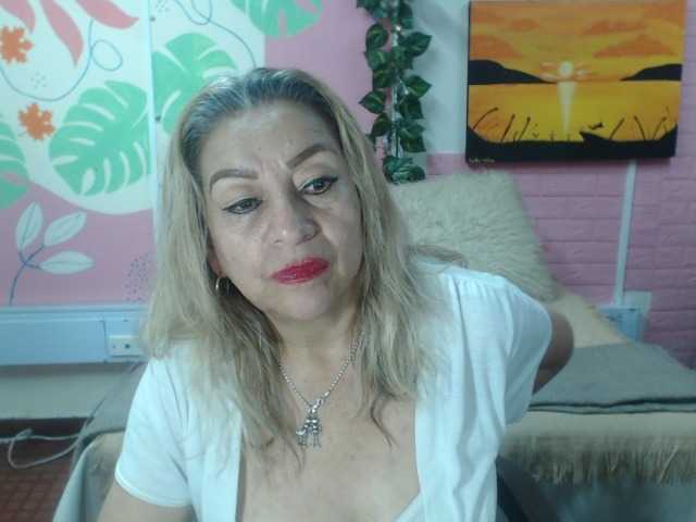 valeria-sexy