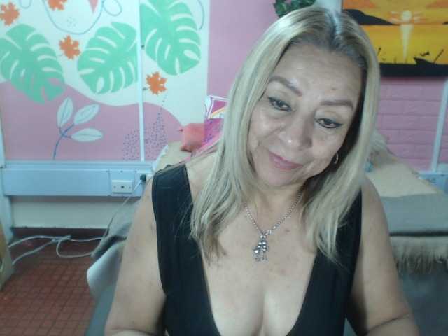valeria-sexy