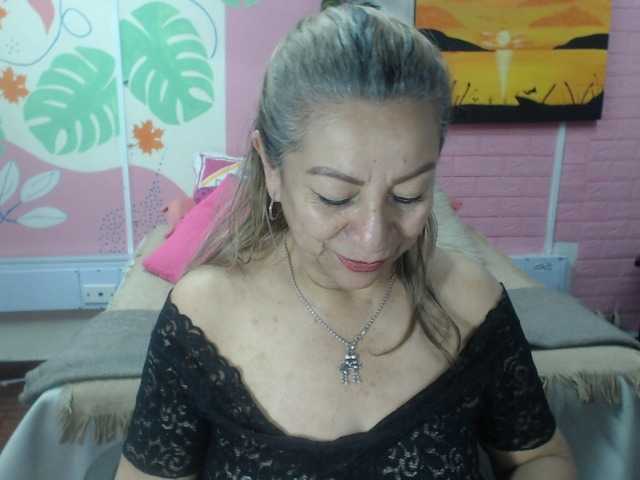 valeria-sexy