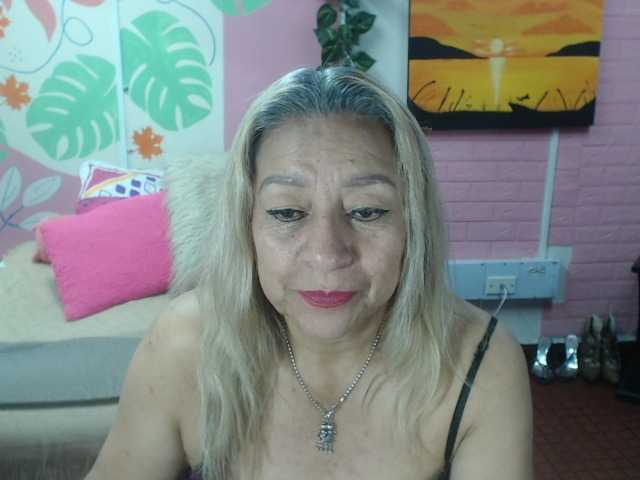 valeria-sexy
