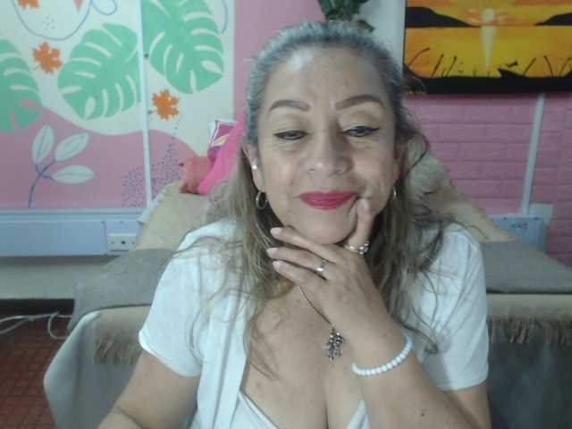 valeria-sexy