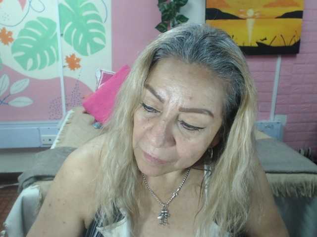 valeria-sexy