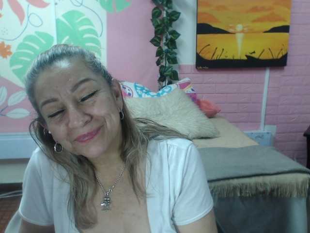valeria-sexy