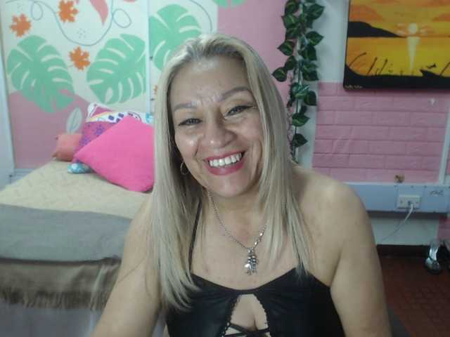 valeria-sexy