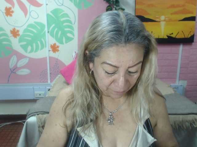 valeria-sexy