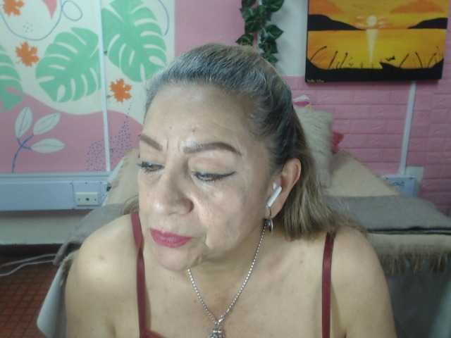 valeria-sexy