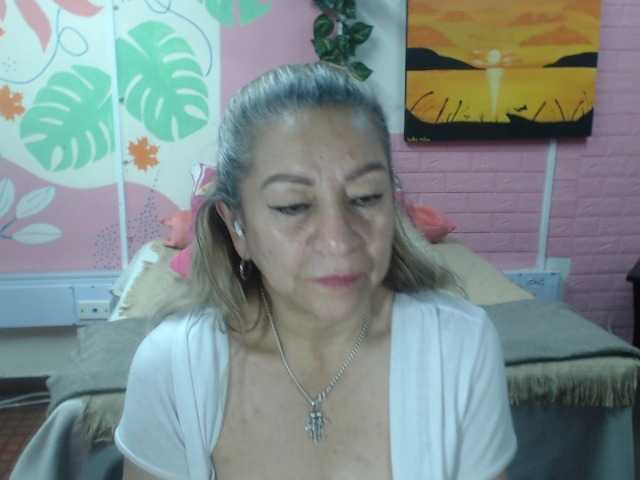 valeria-sexy