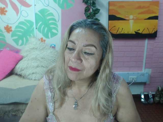 valeria-sexy