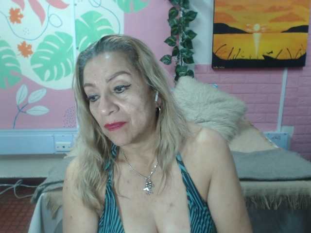 valeria-sexy
