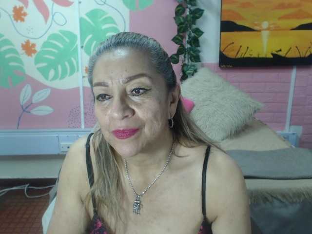valeria-sexy