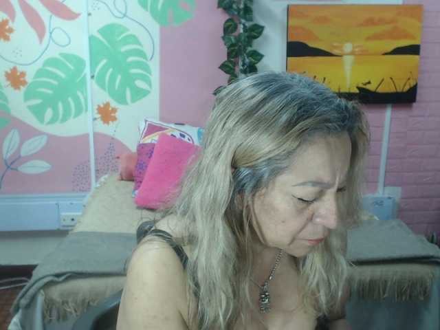 valeria-sexy