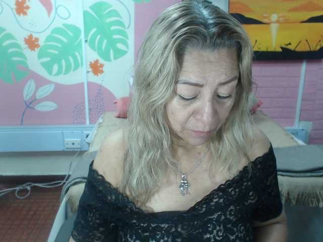valeria-sexy